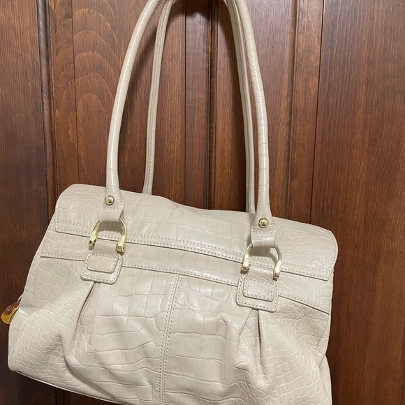 Barr Barr New York women’s champion/Cream Crocodile Embossed Handbag - Picture 3 of 10